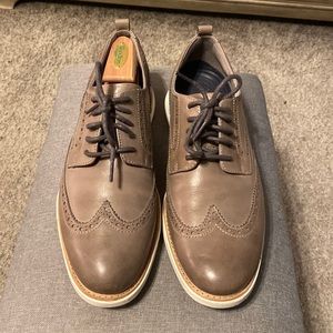 Size 12 Cole Haans GRANDEVOLUTION only worn once